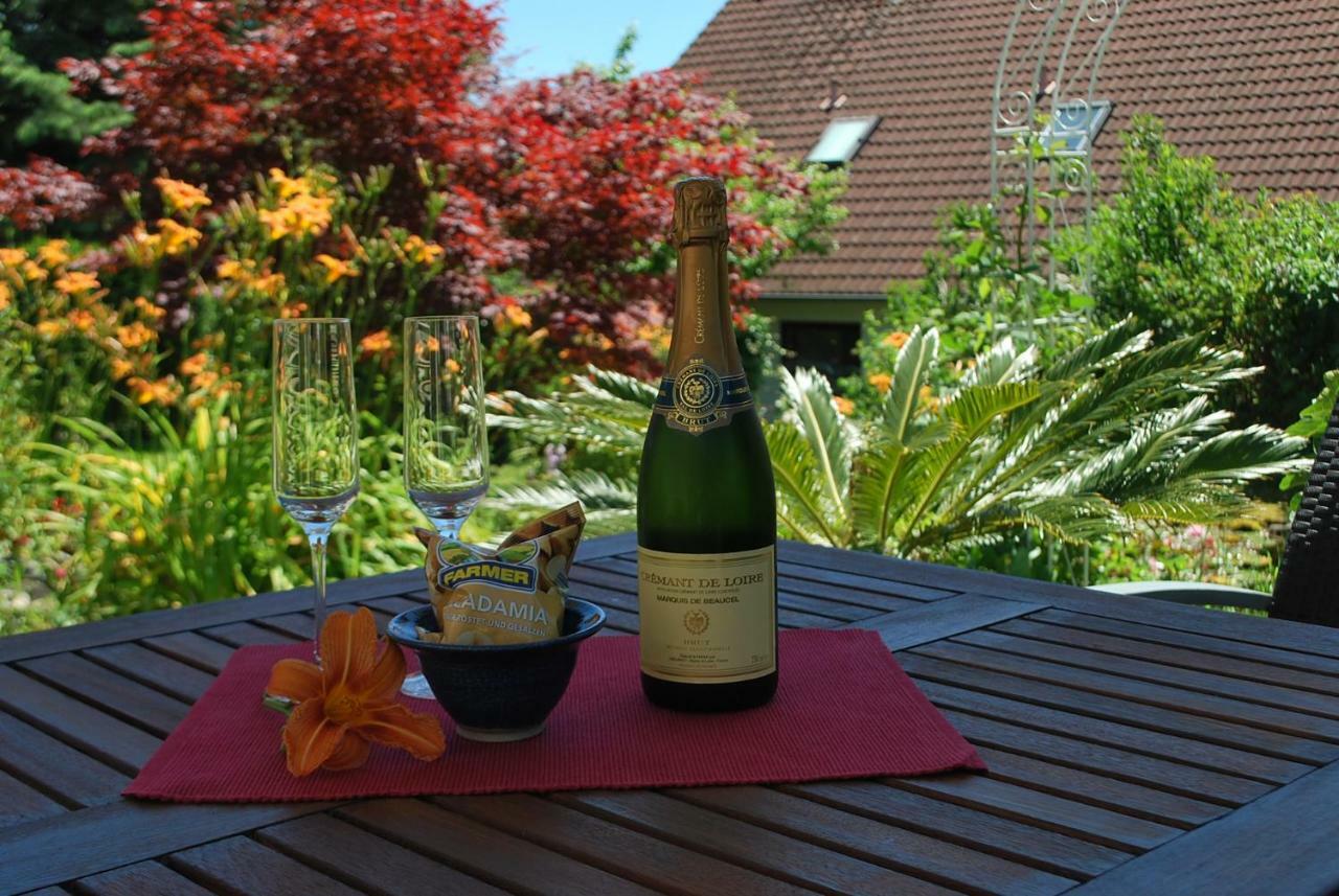 Homestay Cozy Room Markdorf Exterior photo