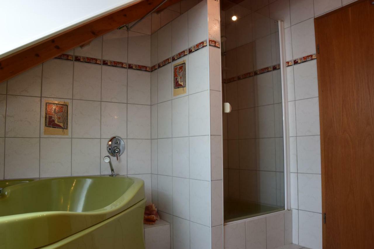 Homestay Cozy Room Markdorf Exterior photo
