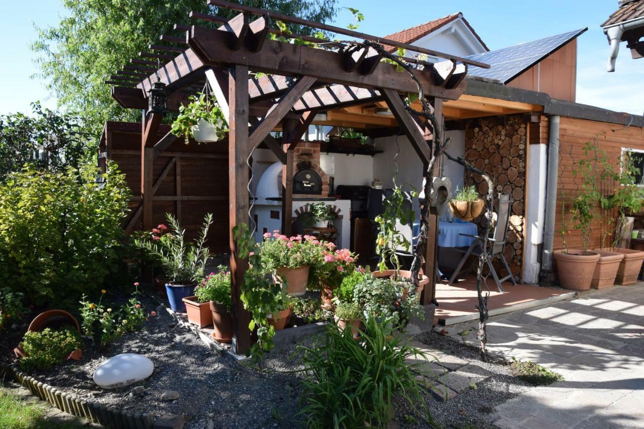 Homestay Cozy Room Markdorf Exterior photo