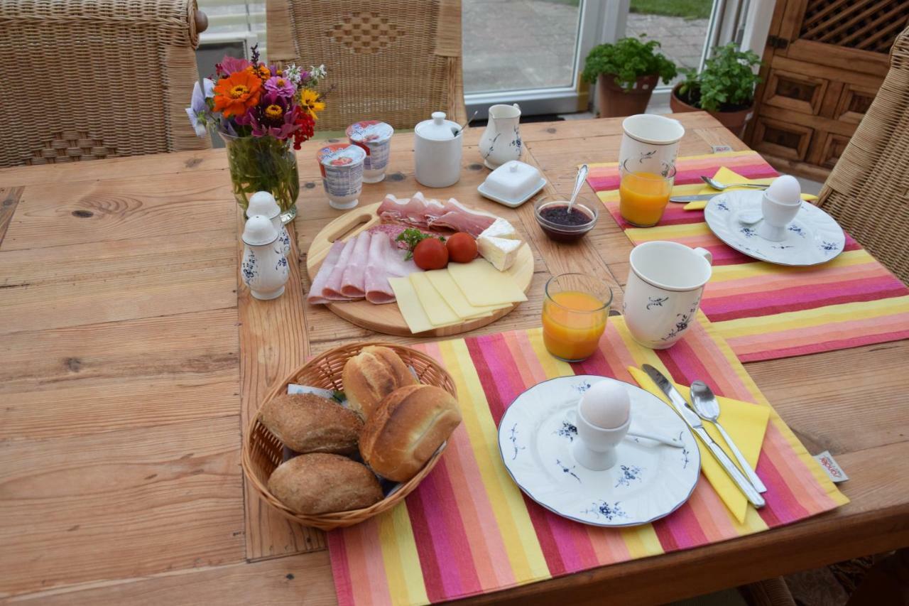 Homestay Cozy Room Markdorf Exterior photo